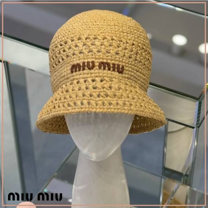 《夏らしい逸品》【MiuMiu】かぎ針編みの ペスカトーレ