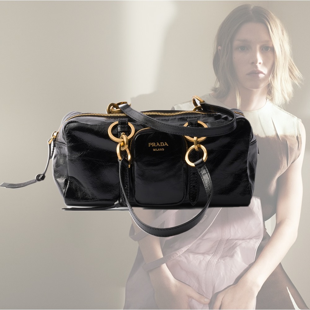 【希少】 PRADA ダングル レザー ロゴ ハンドバッグ ブラック