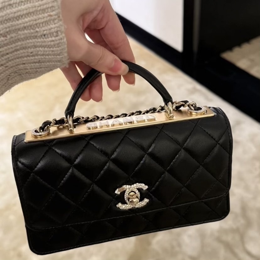 CHANEL シャネル00A プレタCOCO プレートチェーン付 スカート 34