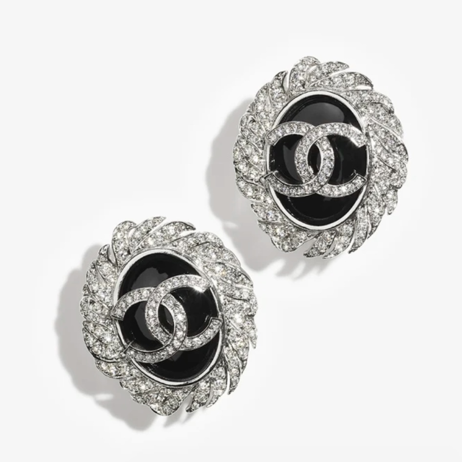 《エレガントな存在感溢れる♪》25S限定★CHANEL イヤリング