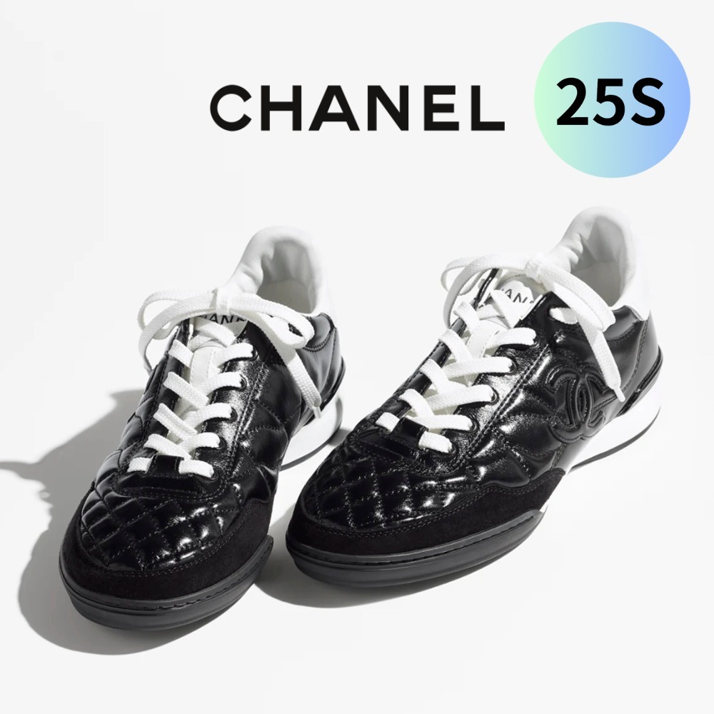 25S 【CHANEL】 上品な光沢 ブラック レザースニーカー