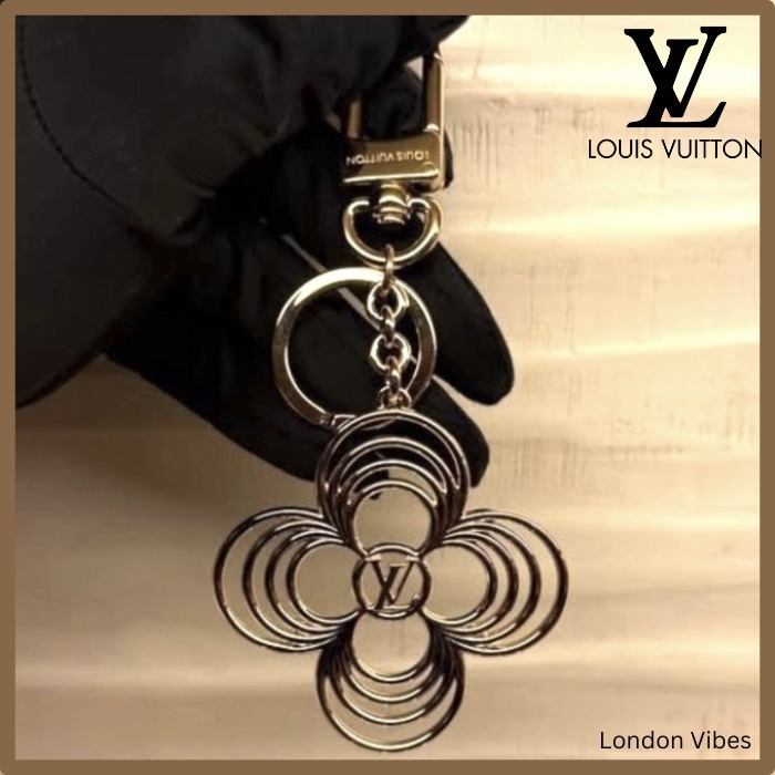 可愛い♪ Louis Vuitton キーホルダー・LV ブリーズ 花