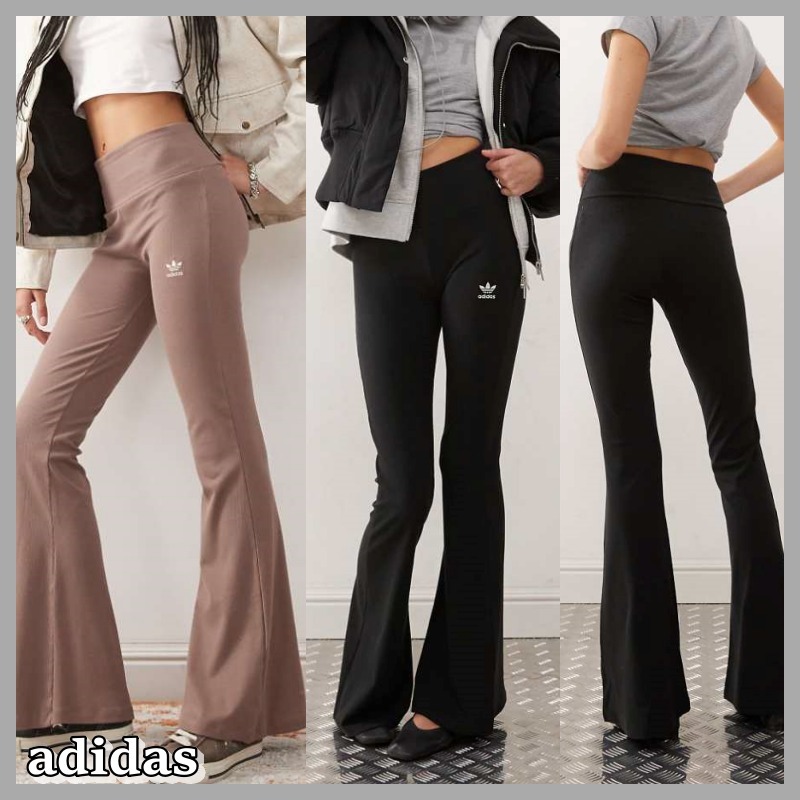 adidas】Originals Trefoil Essentials flared leggings
