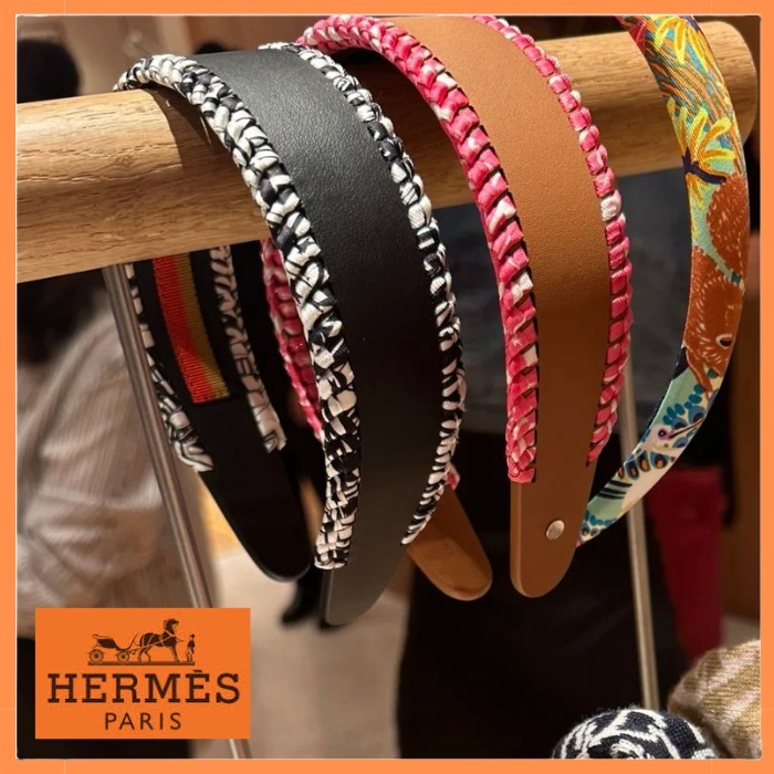 【大人可愛いヘアアクセ】 HERMES ヘッドバンド Grace Silk