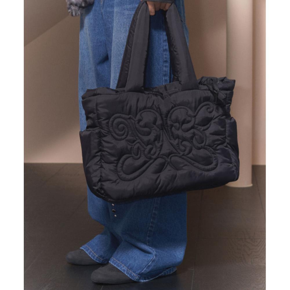 ☆NASTY FANCY CLUB☆ Cuddle padded shoulder bag BLACKF24ZE91