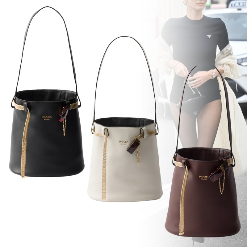 ランウェイ PRADA プラダ バケットバッグ レザー 装飾ベルト