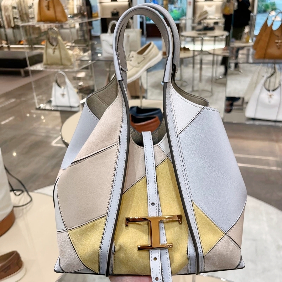 【セール】トッズTOD'S☆TSB レザー Tバックル☆ハンドバック