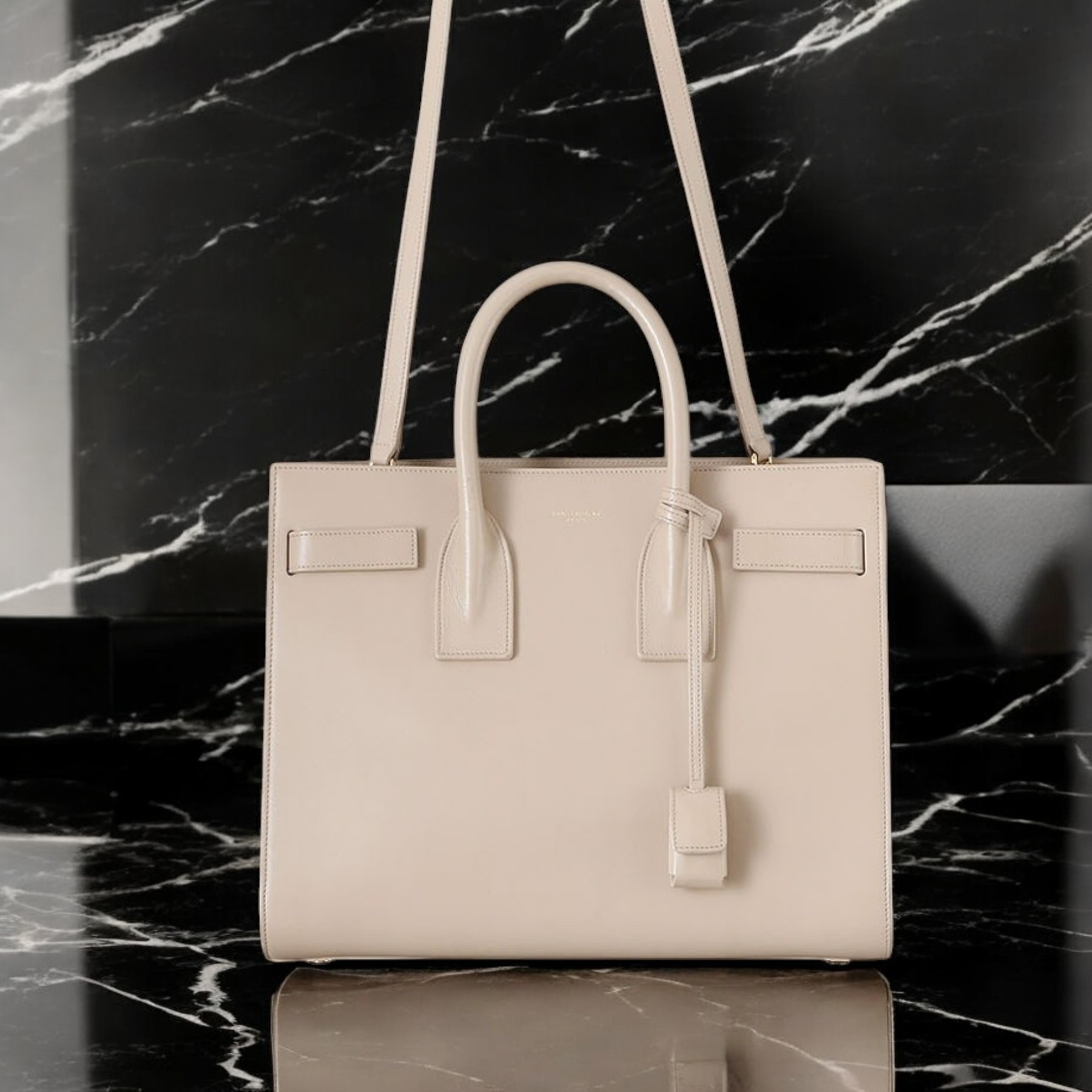 《SAINT LAURENT》サックドジュール ショルダーバッグ 中古