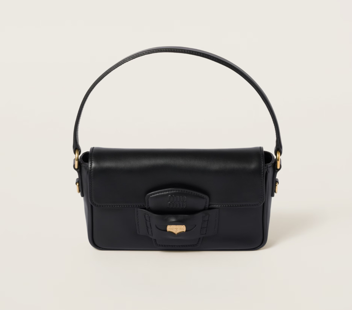 【MiuMiu】ペニー マグネット留めショルダーバッグ miumiu】ペニー マグネット留めショルダーバッグ (MiuMiu