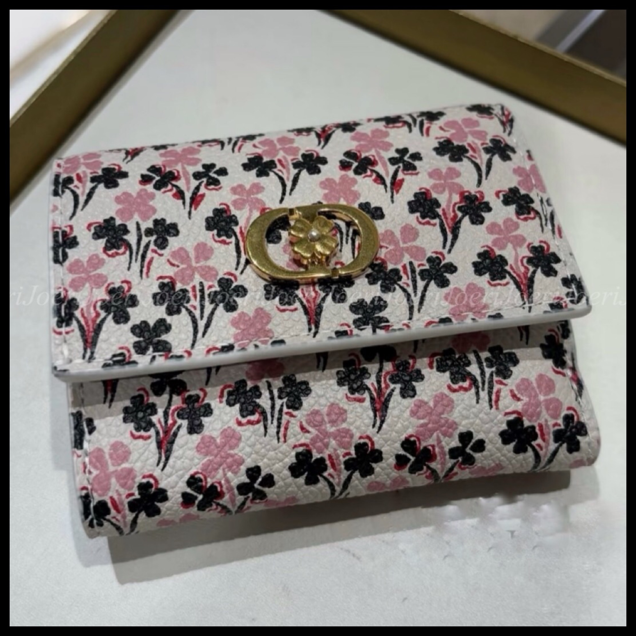 【日本限定♪可愛い】Dior Caro Hibiscus Lジップウォレット