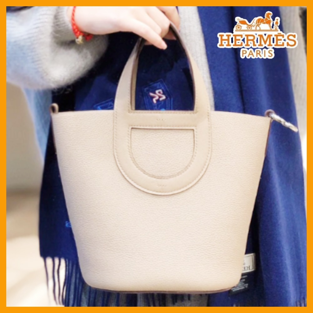【シンプルかつ上品♪】HERMES イン・ザ・ループ 23