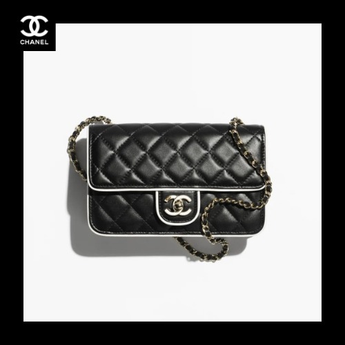 長く愛用できるアイテム♪【CHANEL】チェーンウォレット