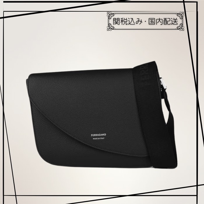 ★FERRAGAMO★ クロスボディバッグ 関税送料込*