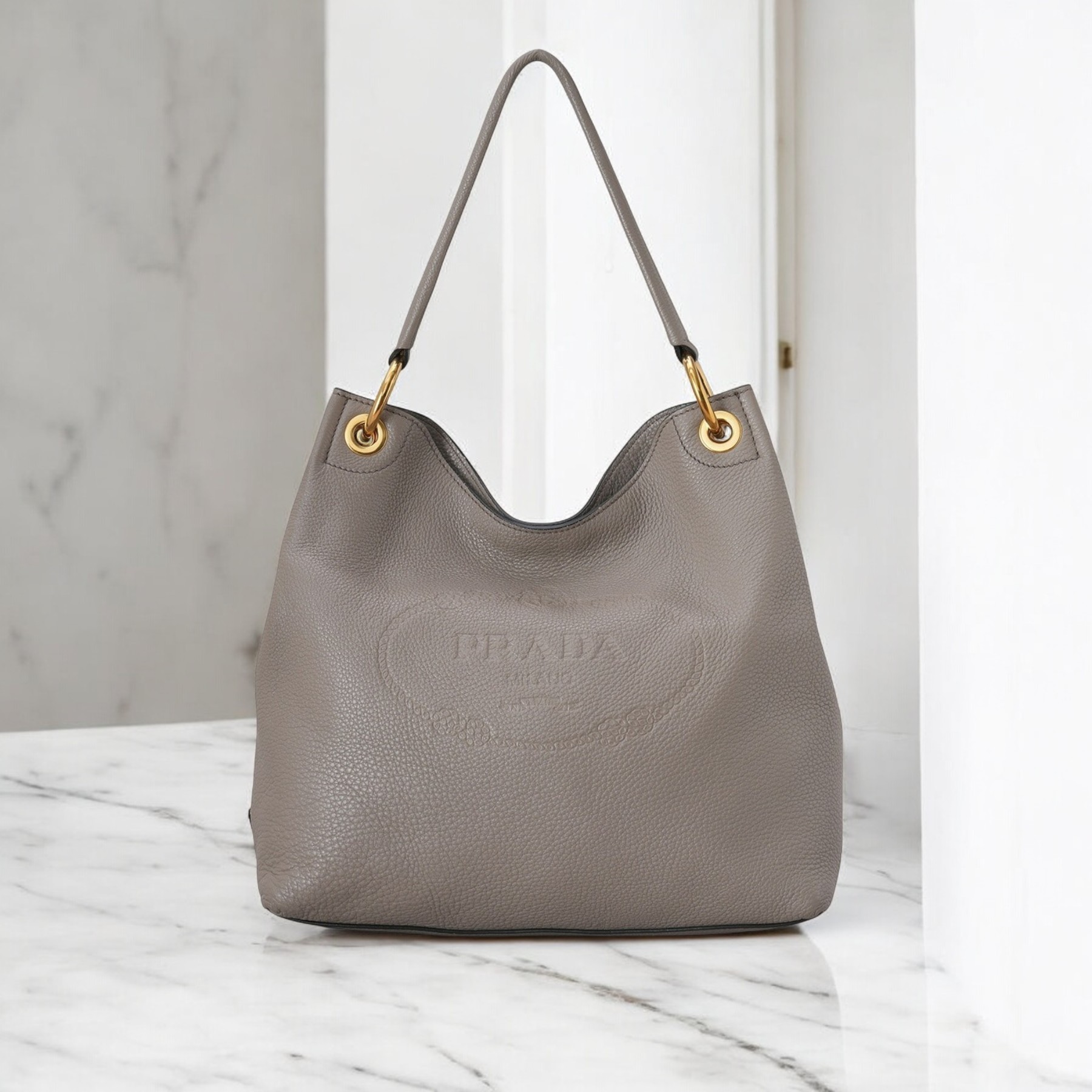 《PRADA》ヴィッテロ フェニックス ホーボーバッグ 中古