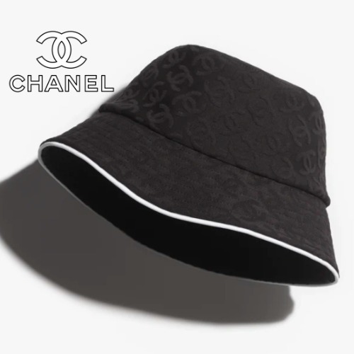 《被るだけでカワイイ！》CHANEL バケットハット ブラック