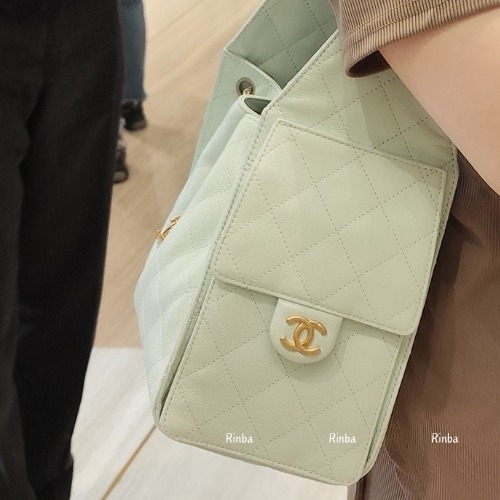 大人気】実用的で大人可愛い！CHANEL25スモールハンドバッグ