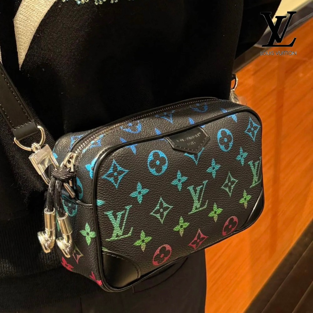 【実用的でコンパクト♪】LOUIS VUITTON★ショルダーバッグ