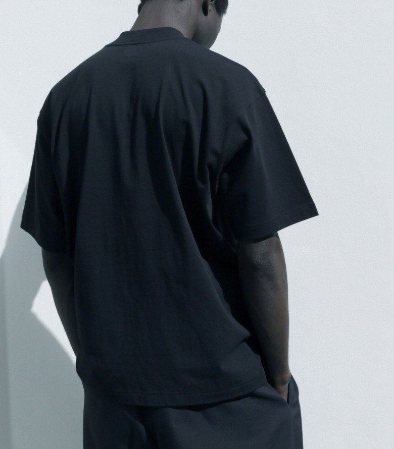 《Hanes for BIOTOP》USコットンモックネックパックTシャツ