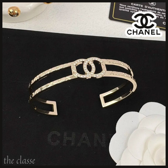 【人気♪】CHANEL シンプル華やかな手元に バングル ギフトにも