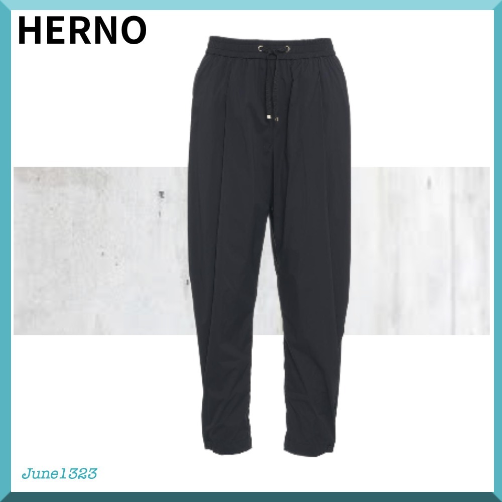 国内配送【HERNO】ライトウェイト クロップド パンツ