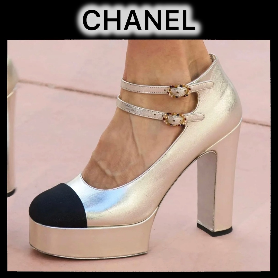 ★足元をシルバーカラーで彩る★CHANEL メリージェーン