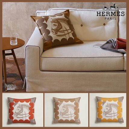 ステッチがおしゃれ♪】HERMES クッション (HERMES/クッション