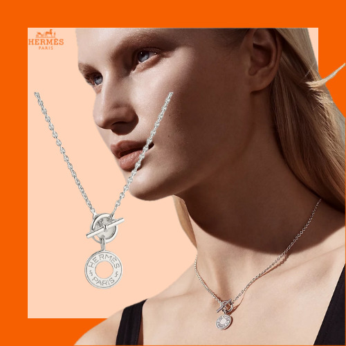 溢れ出す気品♪【HERMES】アミュレットエクスリブリスペンダント