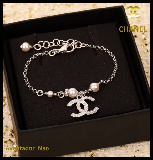 プレゼントに大人気♪ CHANEL シャネル ブレスレット