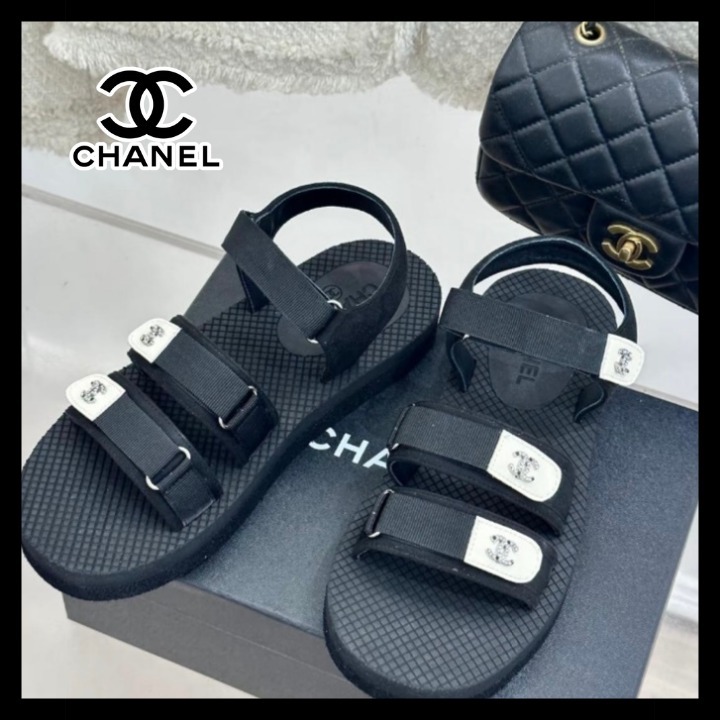 《普段使いに合わせやすい♥》CHANEL サンダル