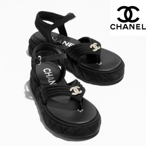 **シンプルで使いやすい♪**【CHANEL】 サンダル CCマーク