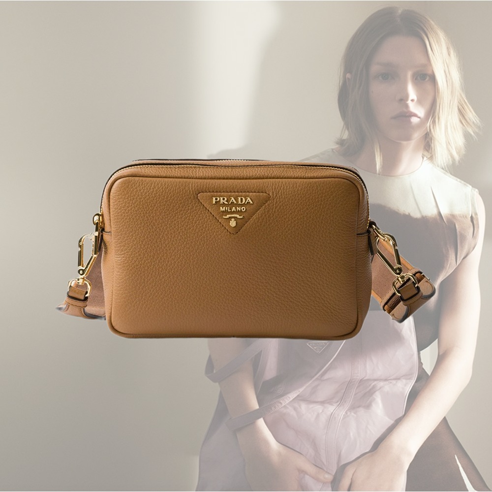 【希少】 PRADA スモール レザー ショルダー バッグ ブラウン