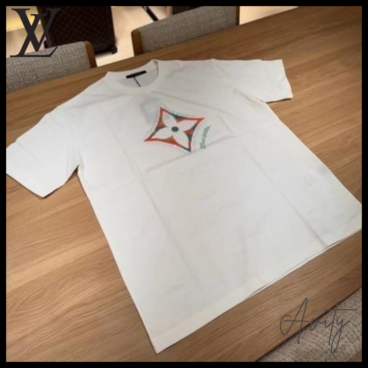 【目を惹くデザイン♪】Louis Vuitton Tシャツ