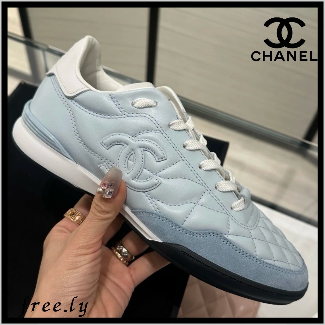 【爽やかなブルーの色味が可愛い♡】CHANEL スニーカー