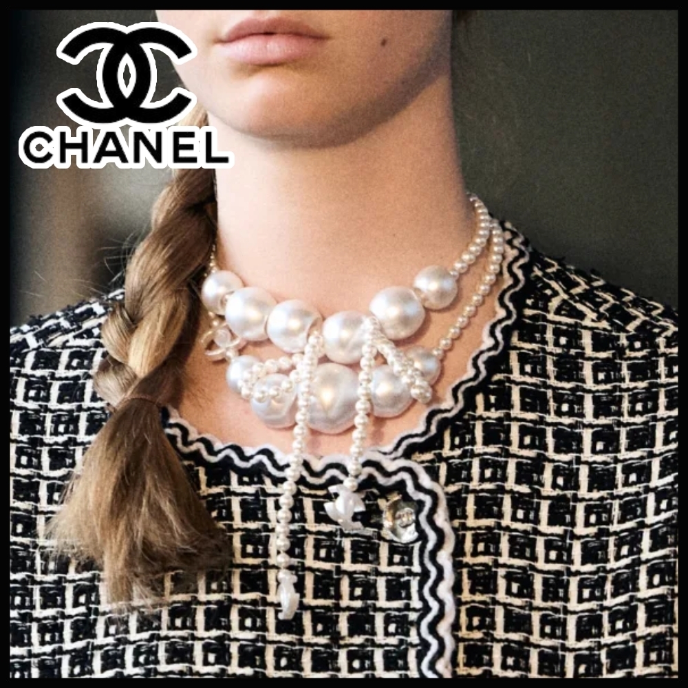 エレガント【CHANEL】CCロゴ ハート フープピアス エレガント【CHANEL】CCロゴ ハート フープピアス