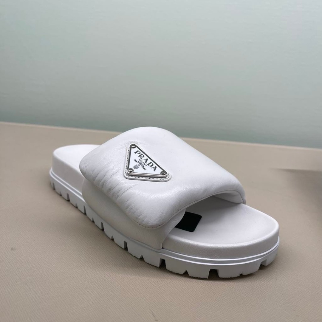 ★PRADA / プラダ★ スライド サンダル 1XX648