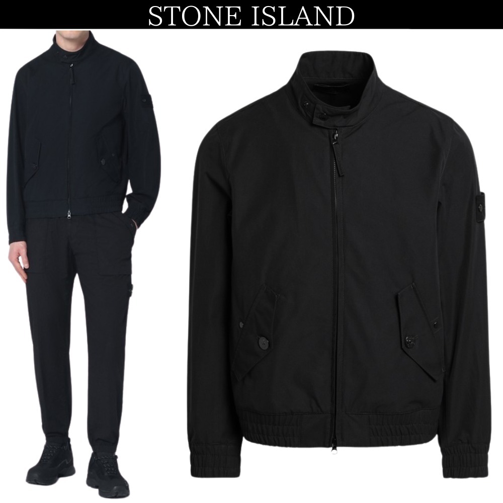 【AMIRI】MA クワッド クルーネック ☆関税送料込み☆ AMIRI スモーククルーネック スタイリッシュグ ラフィック