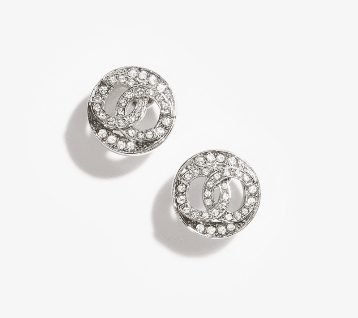 《ロゴが耳元で上品に輝く♪》CHANEL ピアス CCロゴ