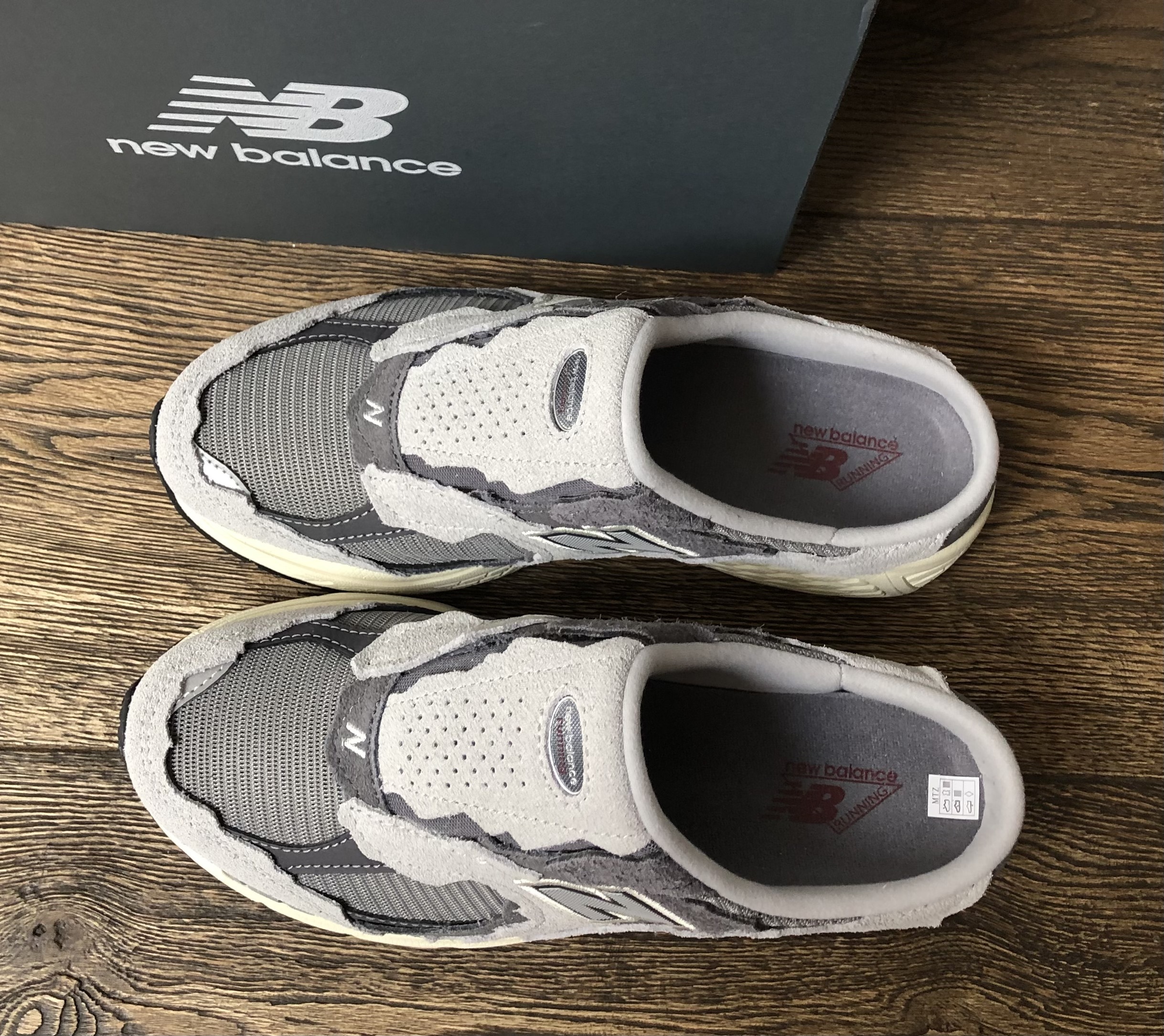 SALE《NEW BALANCE》2002 サンダル ミュール スニーカー