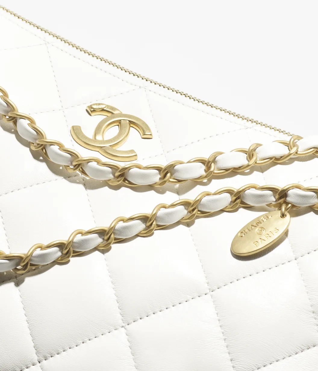 《25SS新作☆》CHANEL ラージ ホーボーバッグ ホワイト チェーン