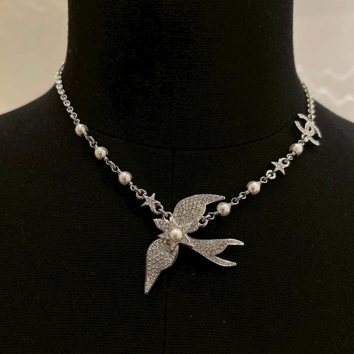 【お洒落な鳥モチーフ♪】CHANEL《ネックレス》