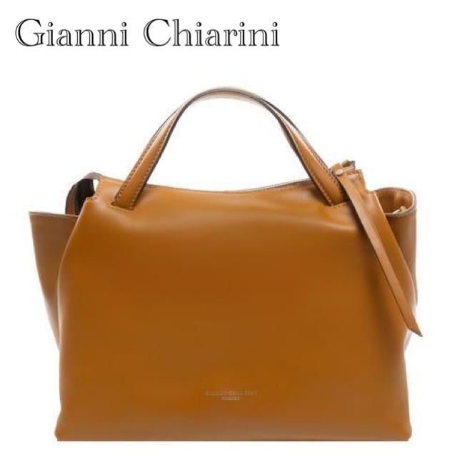 Gianni Chiarini★Origami レザー ショルダー