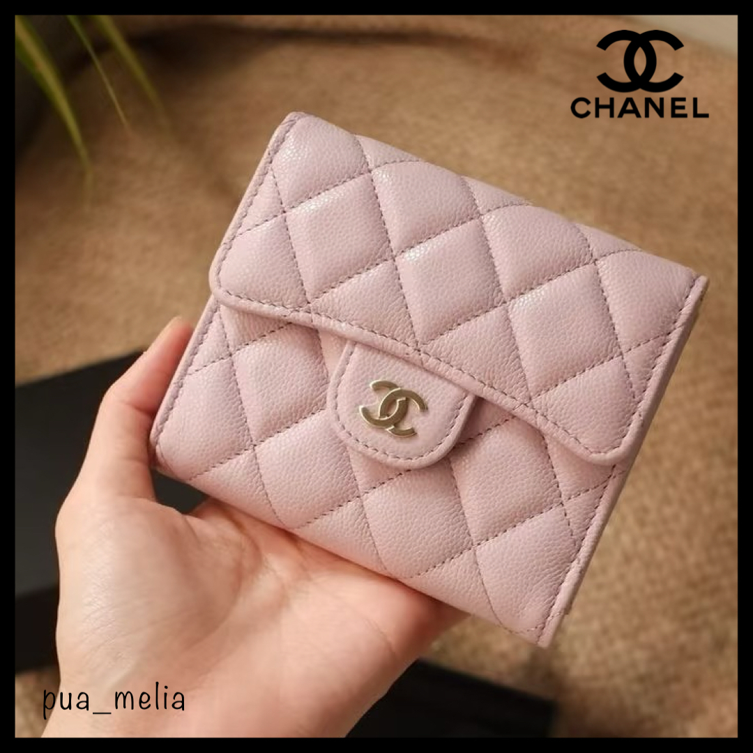 可愛い春カラー【CHANEL】スモール フラップ ウォレット 財布