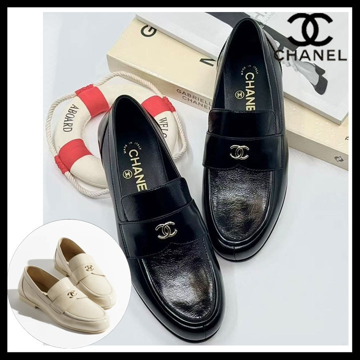 【シンプル上品で大活躍♡】CHANEL ローファー