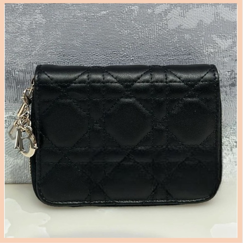 【シックでエレガント♪】DIOR LadyDiorScarlet ウォレット
