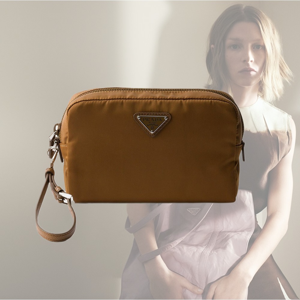 【希少】 PRADA re-nylon ロゴ入り ジッパー ポーチ ブラウン