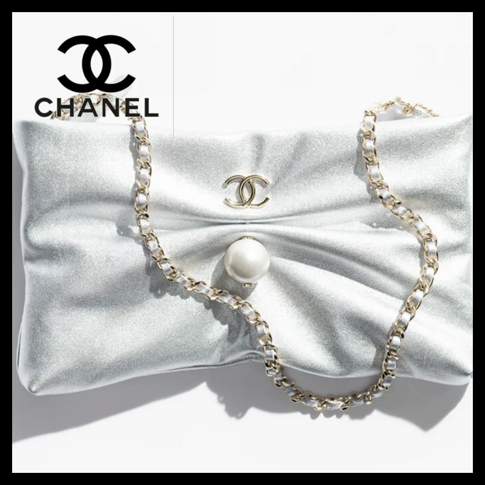 【目を引く可愛さ♪】CHANEL 25ss チェーンクラッチバッグ