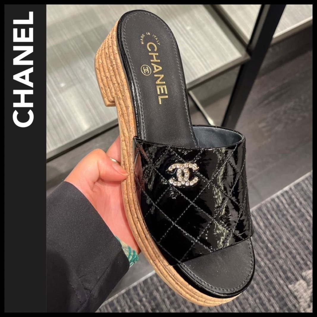 コルクソールがお洒落で履きやすい♪【CHANEL】25S サンダル