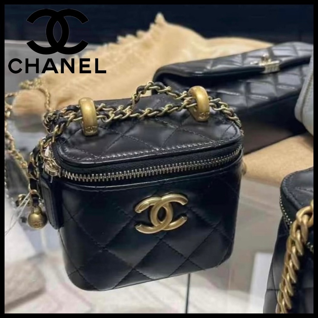 ミニサイズがかわいい♪【CHANEL】25S スモール バニティケース