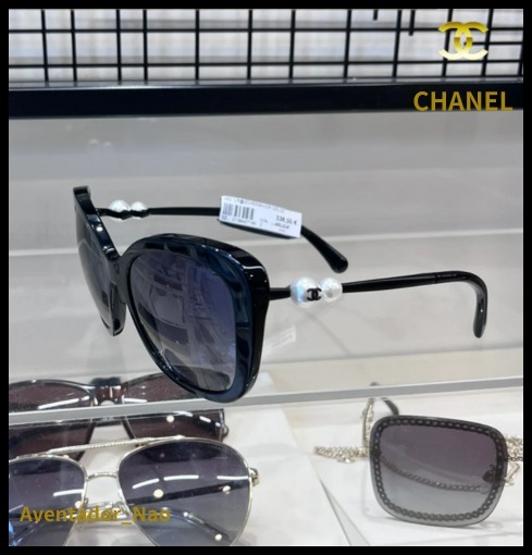 シンプルで可愛いパール★ CHANEL スクエアシェイプアイウェア