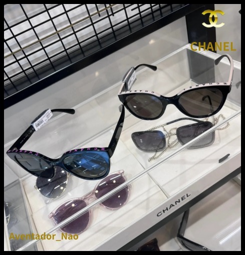 周りと差がつく♥ CHANEL バタフライ シェイプ アイウェア